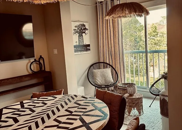 Nid Douillet Pour Vos !