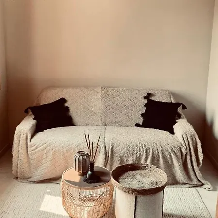 Nid Douillet Pour Vos ! * Fréjus